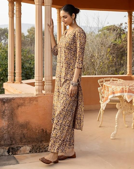 FIORRA Women's Maroon Floral Print Cotton Straight Kurta Set